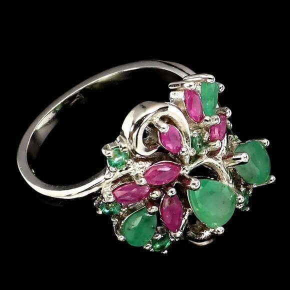 Natural Emerald 6x4mm & Ruby 925 Sterling Silver Ring Sz 6.5 - Picture 3 of 7